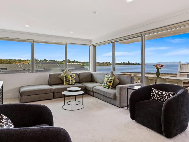 Lakeview Apartments