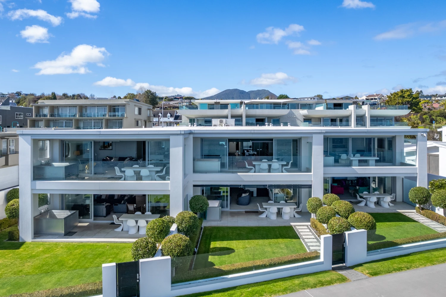 The Complex - Sacred Waters | Taupo Luxury Accommodation | New Zealand | 5 Star Experience