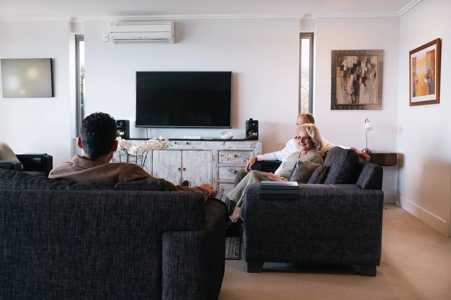 Lakefront Living - Sacred Waters | Taupo Luxury Accommodation | New Zealand | 5 Star Experience