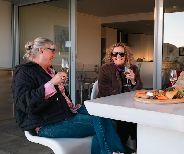 Lakefront Living - Sacred Waters | Taupo Luxury Accommodation | New Zealand | 5 Star Experience